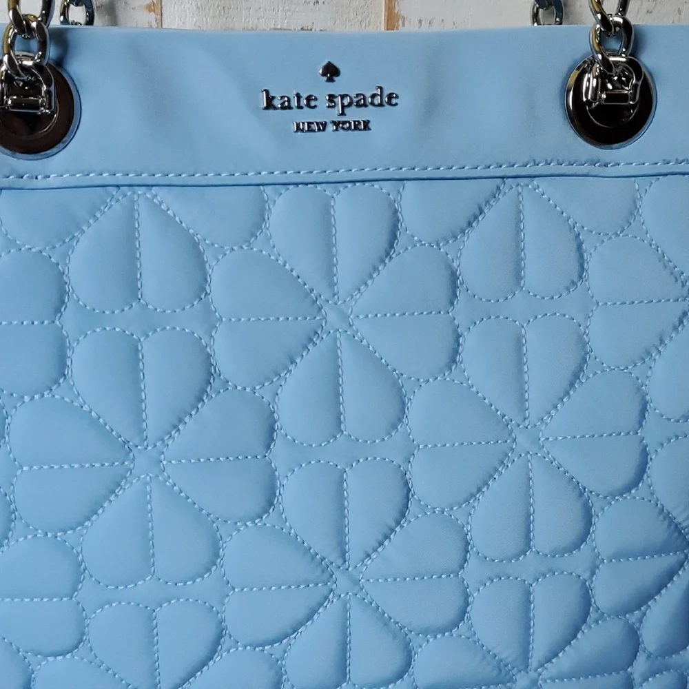 Kate Spade Montauk Blue Flower Quilted Medium Tote NWT - Picture 2 of 4